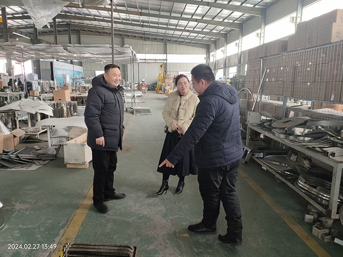 欢迎山东通佳各领导莅临中邦凌参观指导