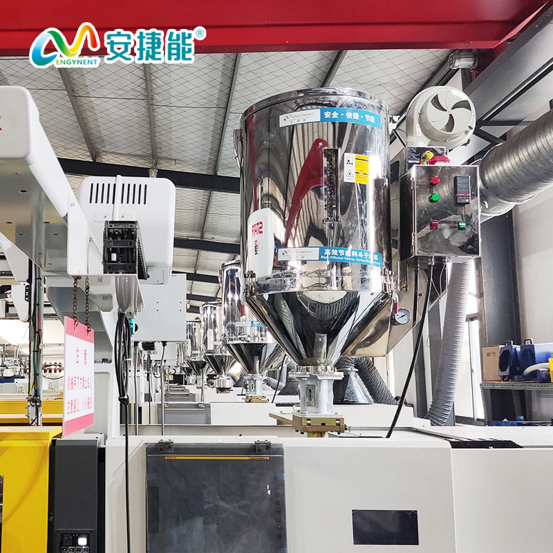 普通干燥机高温变形，导致加热不均匀，温差大，易糊料